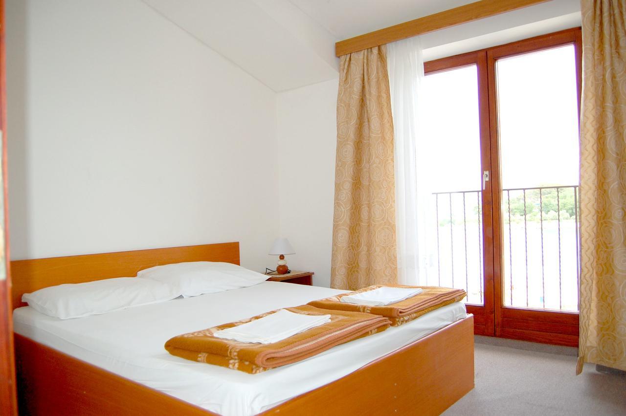 Apartments Myadria มาลินสกา ภายนอก รูปภาพ
